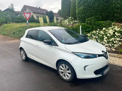 Gebraucht Renault Zoe Intens 64 kW (88 PS) 2015 Weiß Kleinwagen