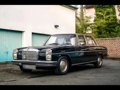 Gebraucht Mercedes W115 55 PS (40 kW) 1972 Schwarz Limousine
