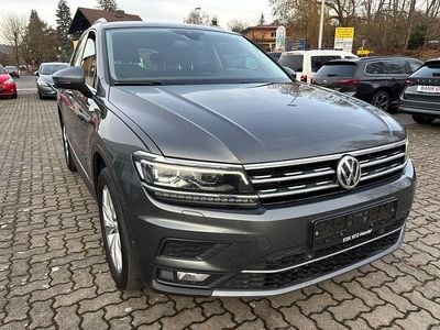 Grau Gebraucht 2018 VW Tiguan Highline SUV | 20.600 € (Fairer Preis)