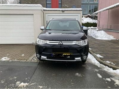 Gebraucht Mitsubishi Outlander 150 PS (110 kW) 2015 Schwarz SUV