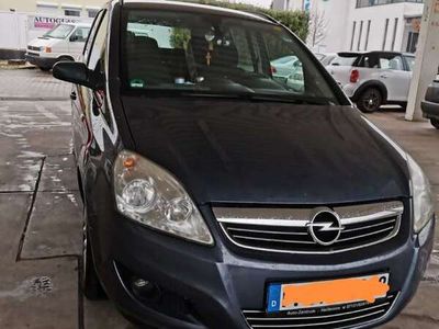 gebraucht Opel Zafira 1.6 Edition