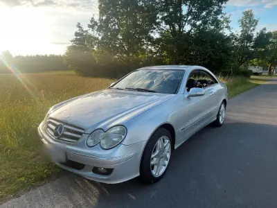 Gebraucht Mercedes CLK200 184 PS (135 kW) 2007 Silber Coupé