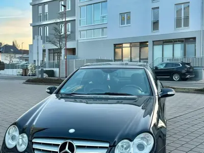 Gebraucht Mercedes CLK320 AMG 224 PS (164 kW) 2009 Schwarz Coupé