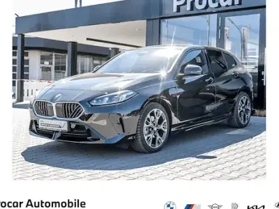 Gebraucht BMW 120 Shadowline 170 PS (125 kW) 2025 Schwarz Kleinwagen