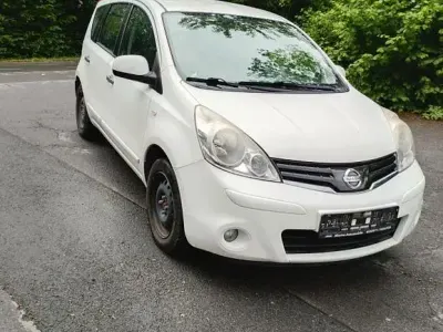 Gebraucht Nissan Note Acenta 88 PS (64 kW) 2011 Weiß Kleinwagen