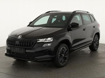 Blackmagic perleffekt Neu 2025 Skoda Karoq SportLine SUV | 42.995 € (Fairer Preis)