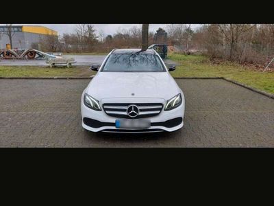 gebraucht Mercedes E220 d T 9G-TRONIC