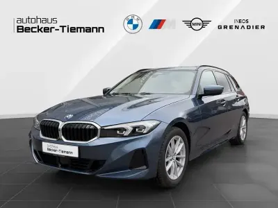Usata BMW 318 Comfort Edition 156 CV (114 kW) 2025 Blu Berlina