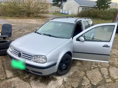 Gebraucht VW Golf IV 105 PS (77 kW) 2005 Silber Kombi