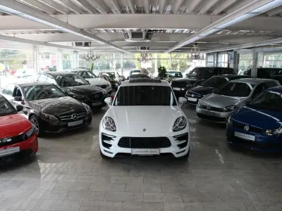 Gebraucht Porsche Macan Turbo 400 PS (294 kW) 2015 Weiß SUV