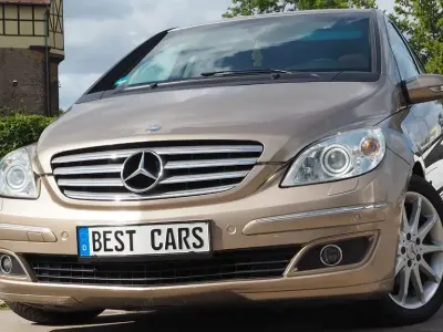 Gebraucht Mercedes B200 140 PS (102 kW) 2005 Gold Van / Kleinbus