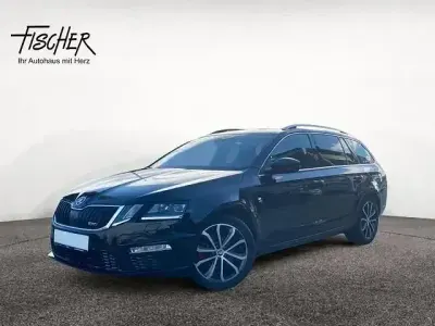 Käytetty Skoda Octavia RS 249 HP (183 kW) 2018 Musta Farmari
