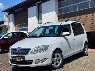 Gebraucht Skoda Roomster Fresh 86 PS (63 kW) 2014 Weiß Van / Kleinbus