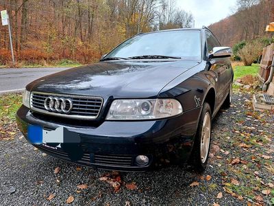 Gebraucht Audi A4 101 PS (74 kW) 2001 Schwarz Kombi