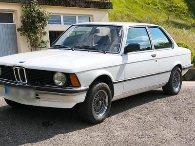 Usado BMW 315 74 HP (54 kW) 1984 Citadino