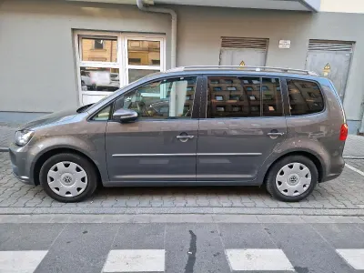 Gebraucht VW Touran Highline 140 PS (102 kW) 2014 Grau Van / Kleinbus