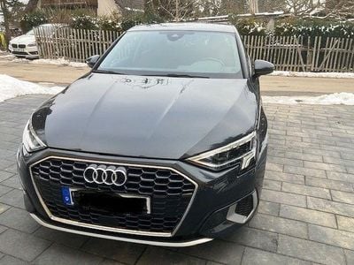 Grau Gebraucht 2021 Audi A3 Advanced Limousine | 21.500 € (Guter Preis)