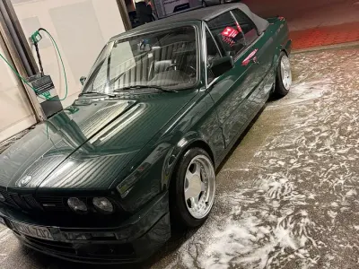 Gebraucht BMW 325 Cabriolet 200 PS (147 kW) 1991 Grün Cabrio