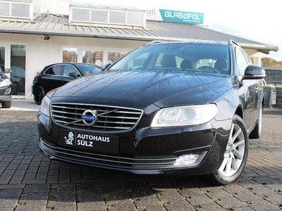 Gebraucht Volvo V70 Momentum 181 PS (133 kW) 2015 Schwarz Kombi