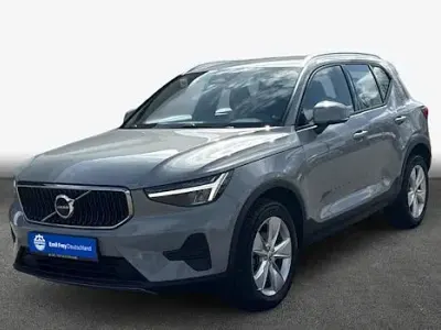 Gebraucht Volvo XC40 Core 163 PS (119 kW) 2024 Grau SUV
