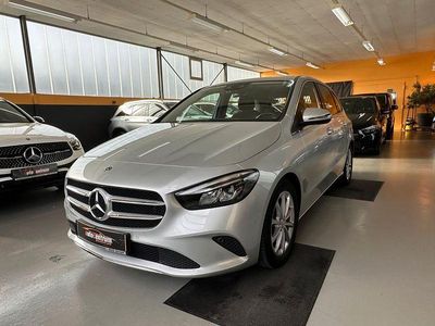 Gebraucht Mercedes B180 Progressive 136 PS (100 kW) 2019 Iridiumsilber Van / Kleinbus