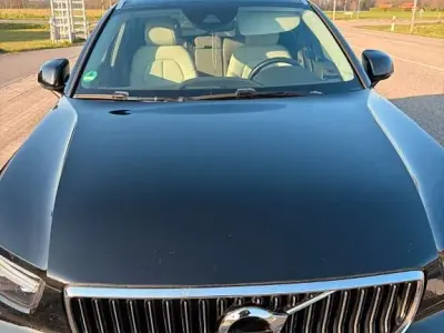Gebraucht Volvo XC40 Inscription 150 PS (110 kW) 2019 Schwarz SUV