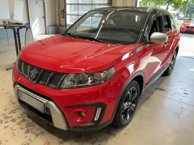 Gebraucht Suzuki Vitara 140 PS (102 kW) 2018 Rot SUV