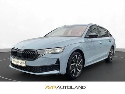 Grau Gebraucht 2024 Skoda Octavia SportLine Kombi | 32.650 € (Teuer)