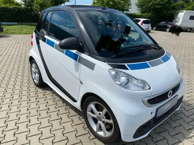 Gebraucht Smart ForTwo Cabrio 84 PS (61 kW) 2012 Weiß Cabrio