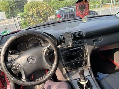 Usata Mercedes 200 170 CV (125 kW) 2004 Nero Berlina