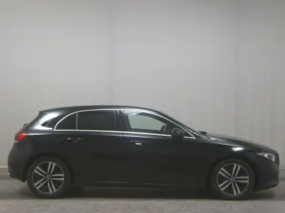 Gebraucht Mercedes A200 Progressive 150 PS (110 kW) 2022 Schwarz Limousine