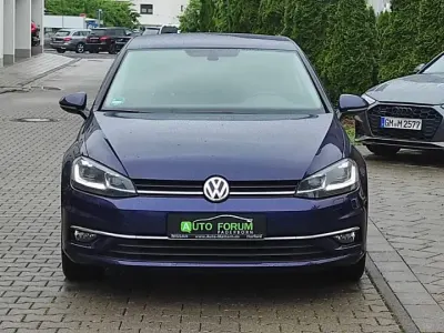 Gebraucht VW Golf VII Highline 150 PS (110 kW) 2017 Violet Limousine
