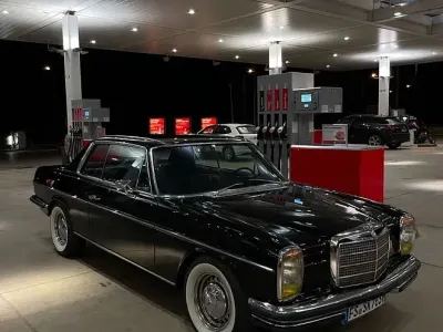 Gebraucht Mercedes W114 131 PS (96 kW) 1972 Schwarz Coupé