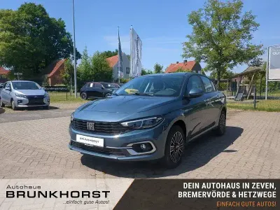 Neu Fiat Tipo Urban 131 PS (96 kW) 2026 Ozean blau Limousine