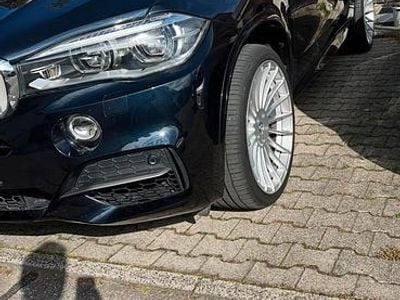 BMW X5 M50
