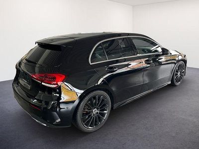 Nachtschwarz nachtschwarz Gebraucht 2019 Mercedes A250 AMG line Limousine | 28.405 € (Fairer Preis)
