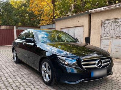 Gebraucht Mercedes E220 204 PS (150 kW) 2017 Schwarz Limousine