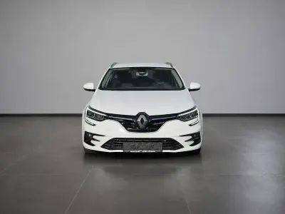 Gebraucht Renault Mégane GrandTour Business 116 PS (85 kW) 2022 Weiß Kombi
