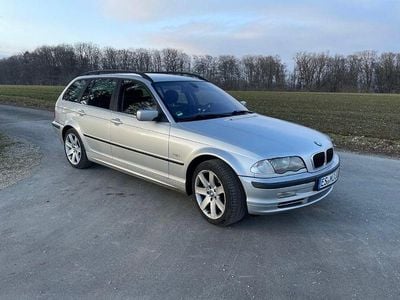 Gebraucht BMW 330 Sport Line 231 PS (169 kW) 2001 Silber Kombi