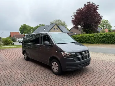 Gebraucht VW Transporter 150 PS (110 kW) 2022 Grau Van