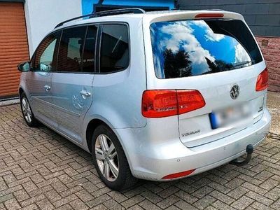 gebraucht VW Touran 1T3 Match 5 Sitzer 1.6 TDI Blue Motion Navi Teilleder