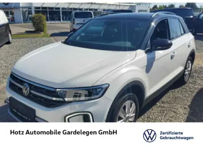 Używany VW T-Roc Style 150 KM (110 kW) 2023 Biały SUV