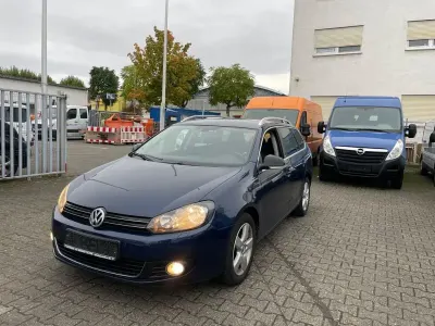 Gebraucht VW Golf VI 105 PS (77 kW) 2011 Tempest blue Kleinwagen