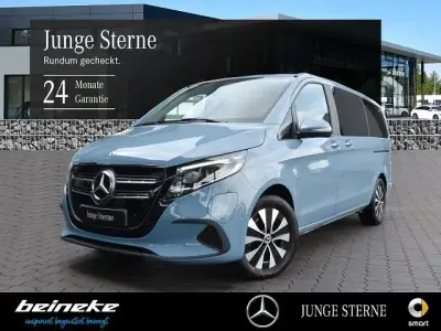 Używany Mercedes EQV300 150 kW (204 KM) 2024 Niebieski Minivan