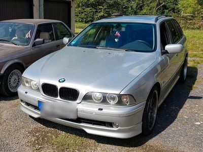BMW 525