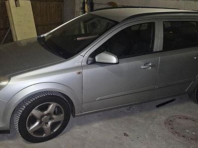 Gebraucht Opel Astra Catch Me 105 PS (77 kW) 2007 Grau Kombi