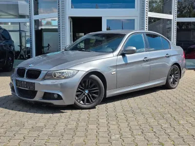 Gebraucht BMW 320 M Sport 177 PS (130 kW) 2009 Grau Limousine