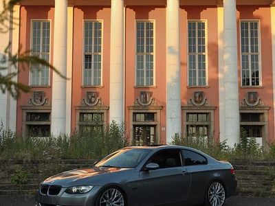 Gebraucht BMW 335 Sport Line 306 PS (225 kW) 2008 Grau Coupé