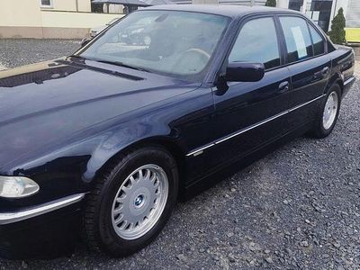 BMW 740