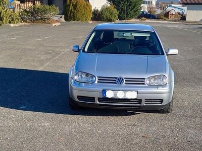 Usata VW Golf IV Pacific 105 CV (77 kW) 2003 Argento Berlina